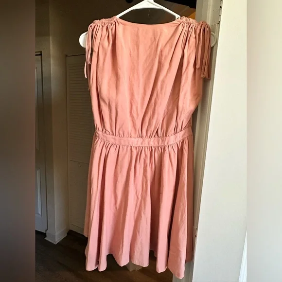 Lovers and Friends Edith Mini Dress. - Picture 5 of 5